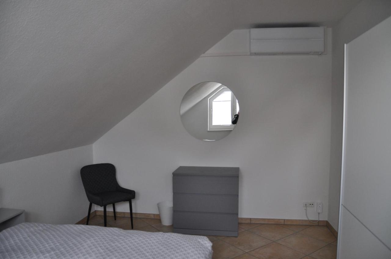 Schnurs Ferienwohnung Romerberg Bagian luar foto